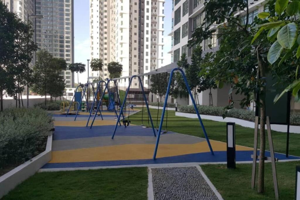 Conezion, Nice View, Beside Ioi City Mall, Opposite Hospital Serdang, Beside Uniteen And Upm, פוטראג'איה מראה חיצוני תמונה